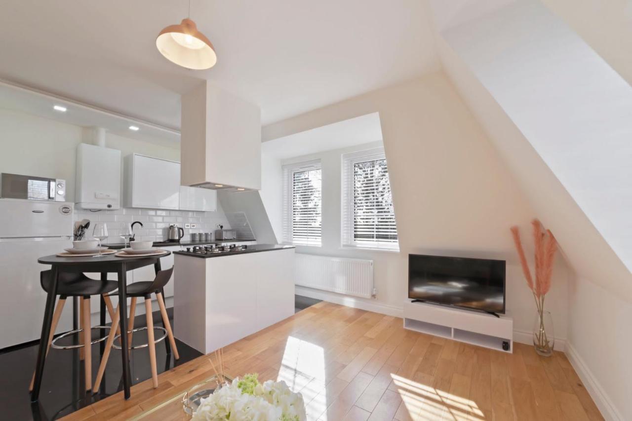 Spacious One Bed Loft Apartment Birchanger Exteriér fotografie