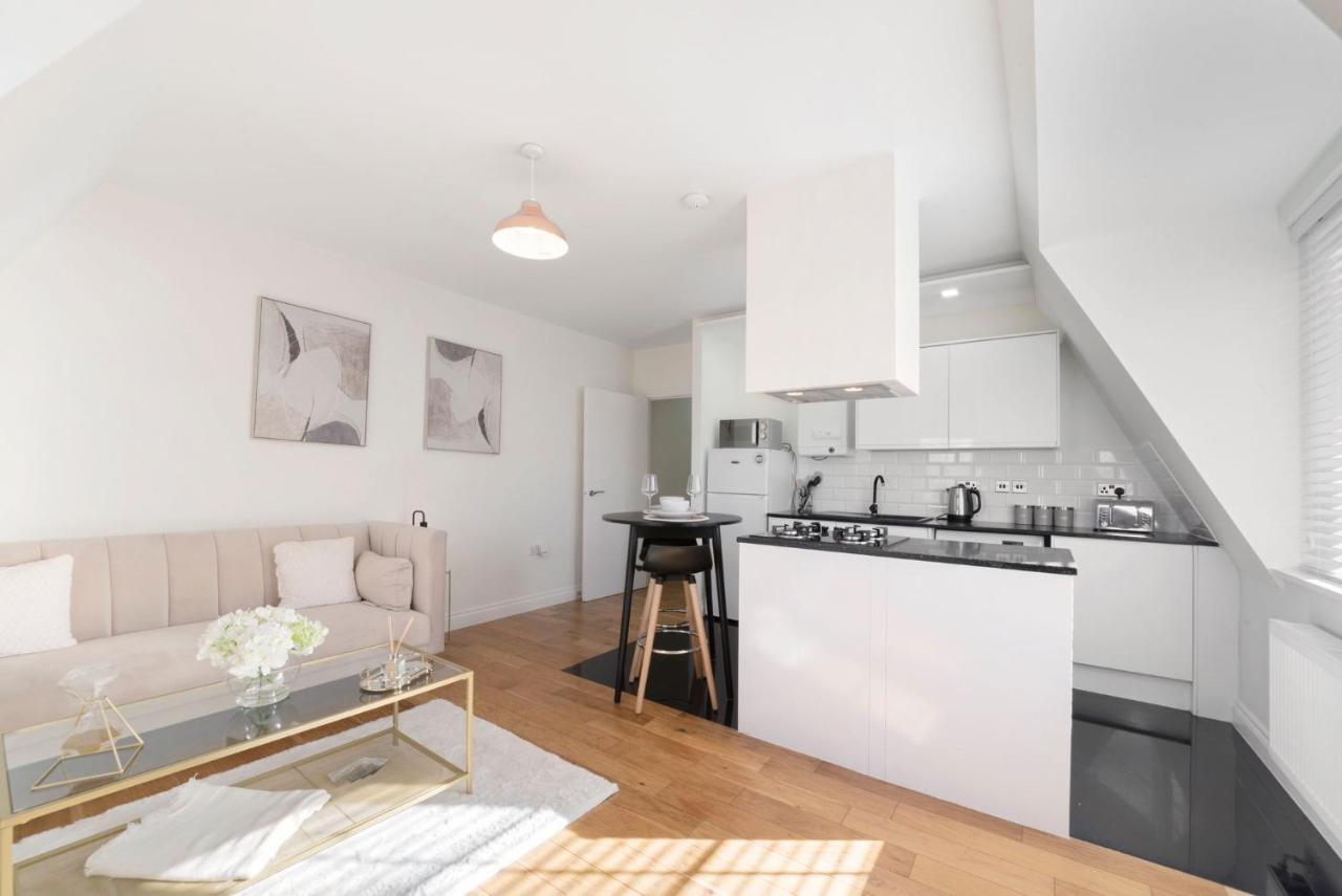 Spacious One Bed Loft Apartment Birchanger Exteriér fotografie